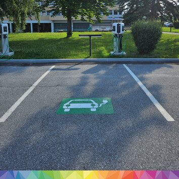 Magazin_E-Tankstelle_klein_2026