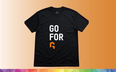Abbildung von schwarzen Baumwolltshirt mit Druck | © EP